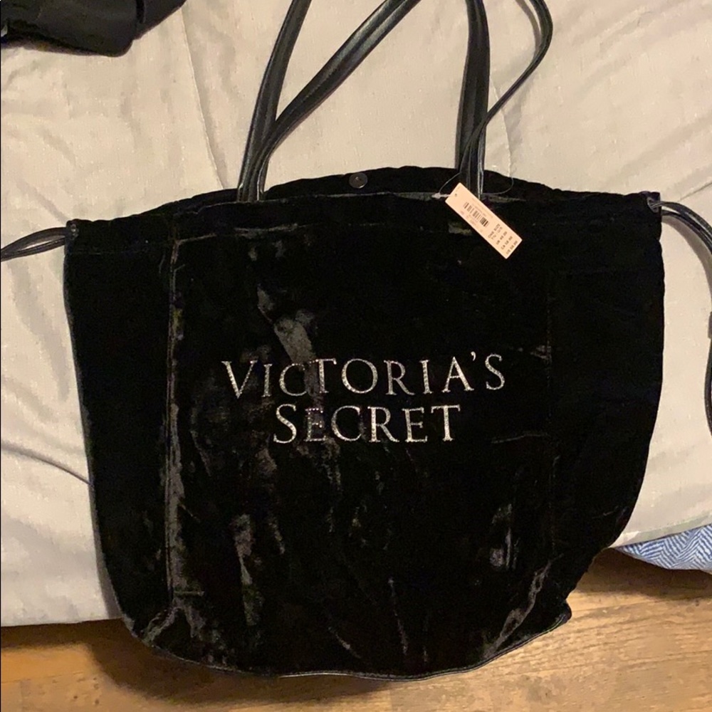 Vitoria secret tote bag